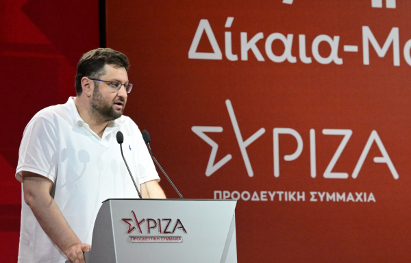 Ζαχαριάδης για Κοβέσι: Και δικαιούται να μιλάει και να τους ξεσκεπάζει και να τους ενοχλεί