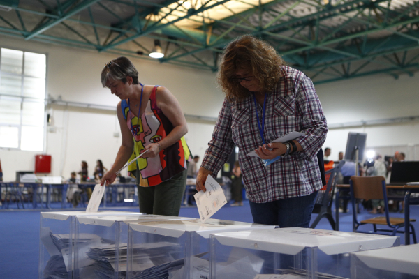 «Από το ΠΑΣΟΚ εξαρτάται αν θα θεσπιστεί η επιστολική ψήφος στις εθνικές εκλογές»