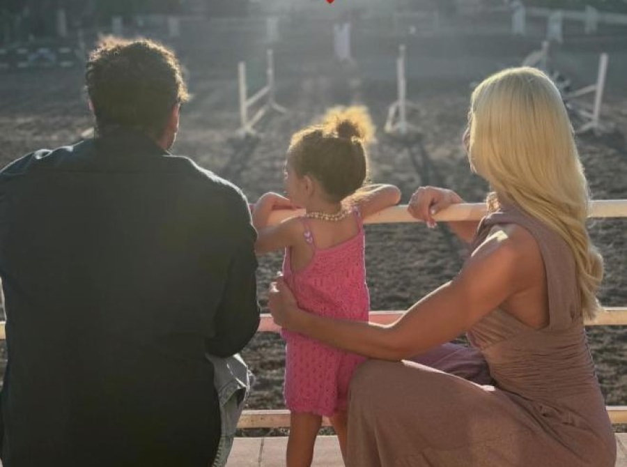 Ιωάννα Μαλέσκου: Η φωτογραφία με τον σύζυγό της και την κόρη τους