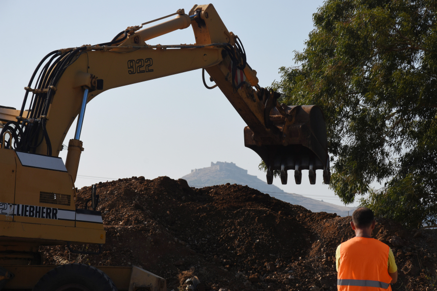 Εργατικό δυστύχημα στο Άγιο Όρος - Νεκρός 52χρονος χειριστής εσκαφέα