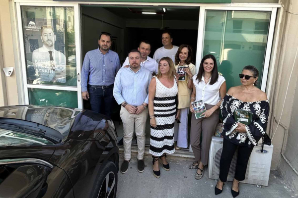 ΠΑΣΟΚ: Κλιμάκια «οργώνουν» Μακεδονία και Θράκη – Εξόρμηση σε 15 περιοχές