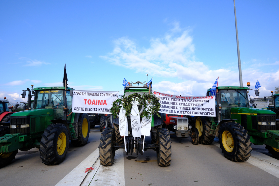 Αμετακίνητοι οι αγρότες - «Ας έρθουν να μας συλλάβουν» - Η απάντηση στον Άρειο Πάγο