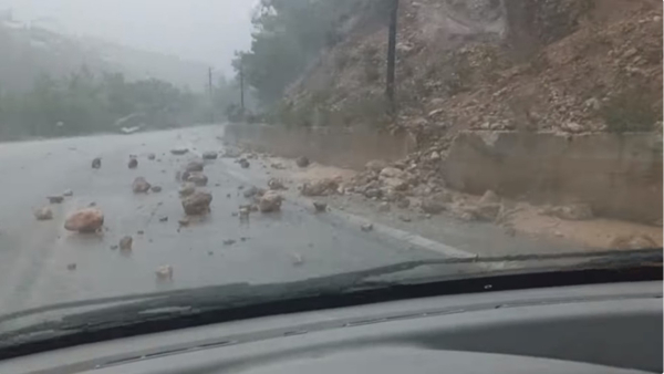 Πλημμύρες και κατολισθήσεις στη Ρόδο λόγω της έντονης βροχόπτωσης