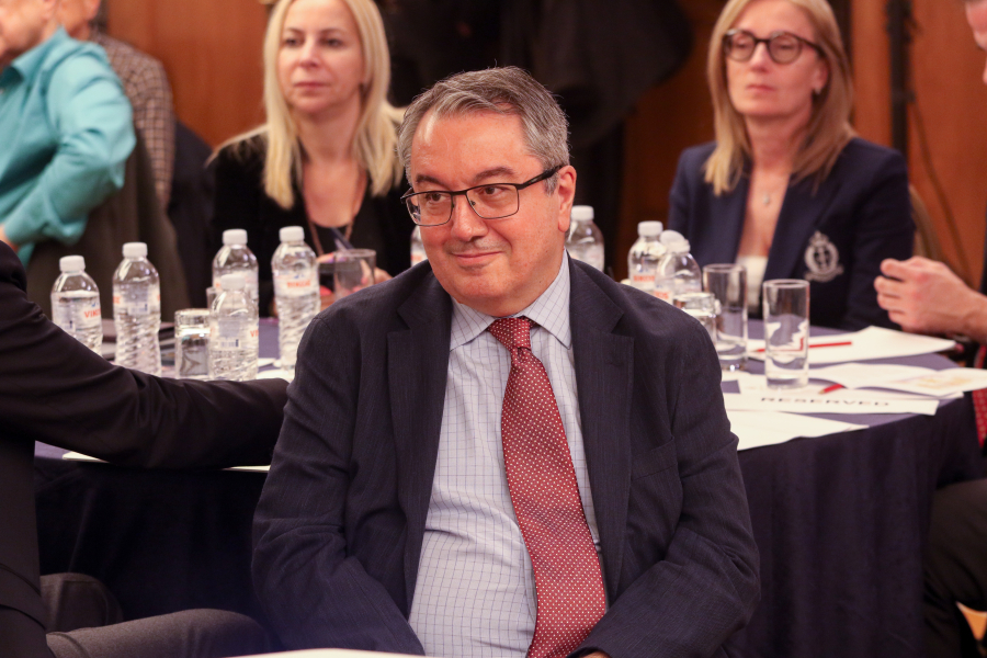 Ηλίας Μόσιαλος: Οι 5 πυλώνες για τον μετασχηματισμό του ΕΣΥ