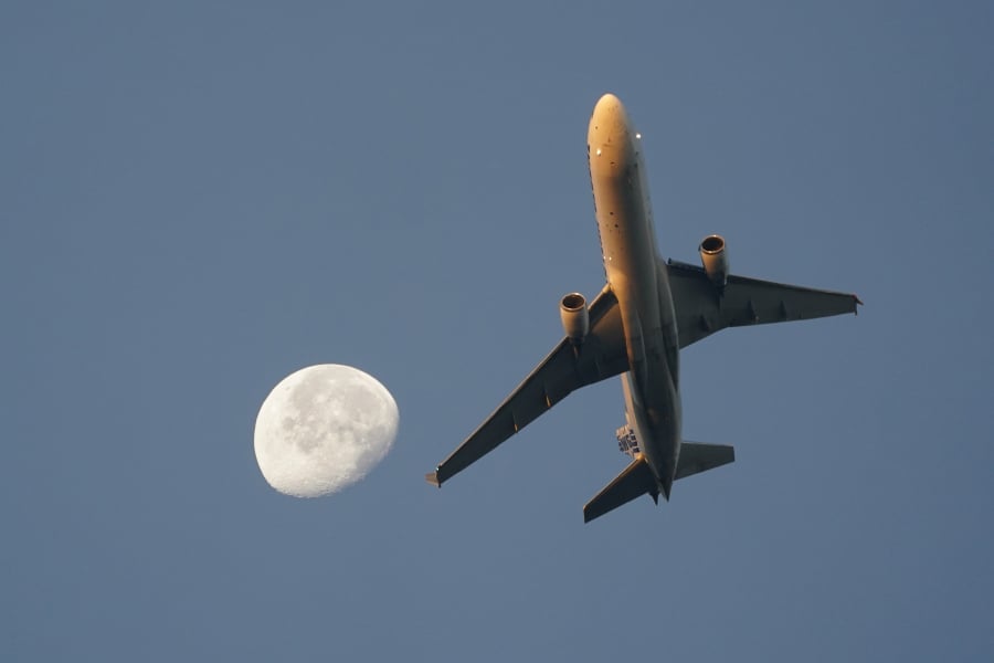 Συντριβή αεροσκάφους της UPS: Αποκολλήθηκε ο κινητήρας λίγο πριν την πτώση - 11 νεκροί