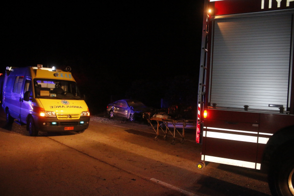 Θανατηφόρο τροχαίο στον ΒΟΑΚ: Νεκρός ο οδηγός νταλίκας που ανατράπηκε στην άσφαλτο (βίντεο)