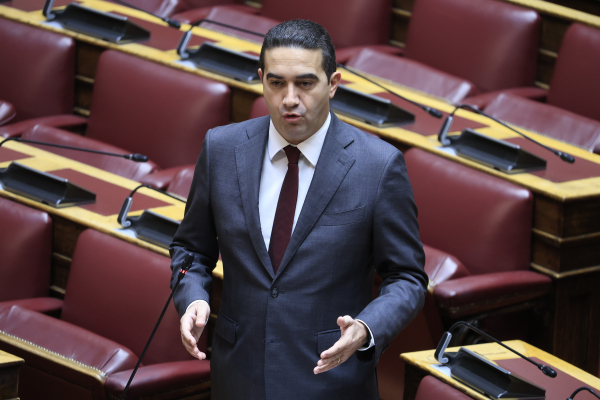 Ντροπή στον Κατρίνη, στον γιο του και σε όλο του το σόι