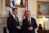 Επικοινωνία Μητσοτάκη - Στάρμερ για την Ουκρανία