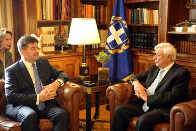 «Βασική αρχή της Ε.Ε. η αλληλεγγύη», τόνισε ο ΠτΔ στον Υπ.Εξ. της Σλοβακίας