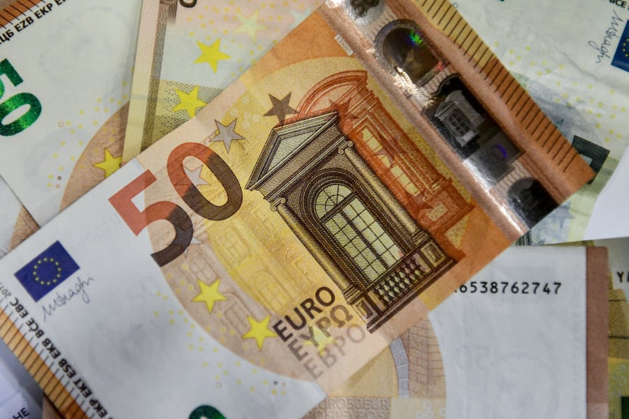 Voucher 750 ευρώ: Πού θα γίνουν οι αιτήσεις