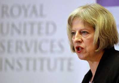 Τερέζα Μέι: Το Brexit θα πλήξει την οικονομία της Βρετανίας