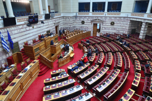 Στη Βουλή σήμερα το νομοσχέδιο για προσωπικό γιατρό και Πανεπιστημιακά Κέντρα Υγείας