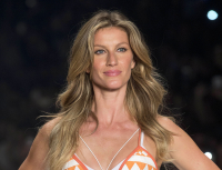 Gisele Bündchen: «Ακόμα και τώρα, στα 46 μου, νιώθω εξαιρετικά δυνατή» - Οι 5 ασκήσεις Pilates που δυναμώνουν τον κορμό