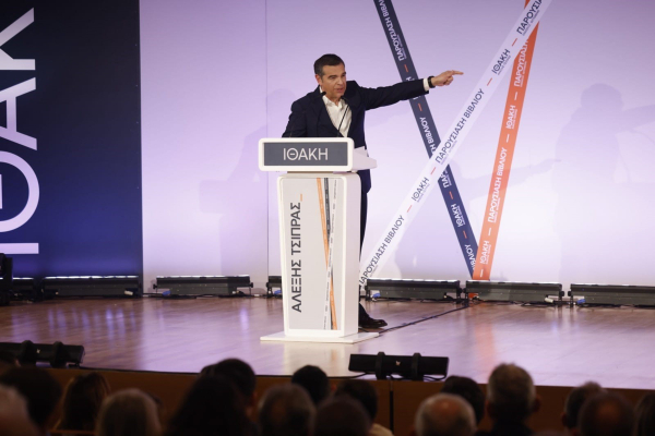 Ολομέτωπη επίθεση του Αλέξη Τσίπρα στον Μητσοτάκη από την Αλεξανδρούπολη