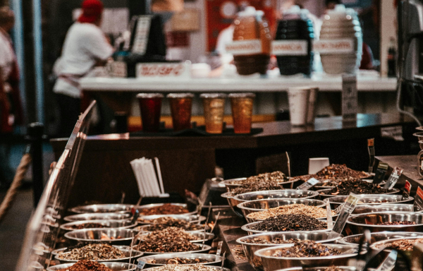 Τι σημαίνει η τριπλή κρίση με την οποία είναι αντιμέτωπη η ελληνική βιομηχανία τροφίμων - «Θέλουμε μείωση του ΦΠΑ»