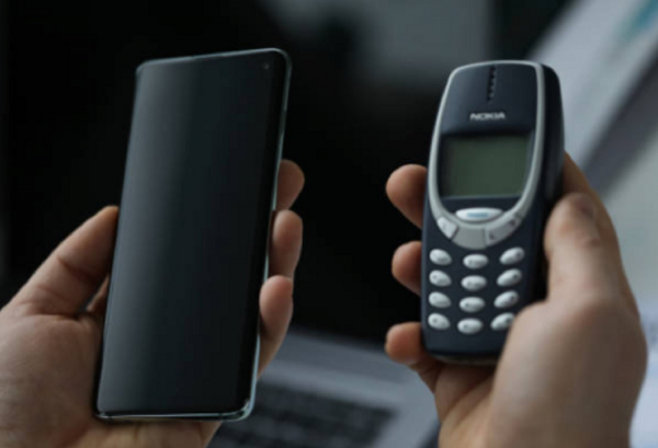 Απίστευτο αλλά αληθινό: Κρατούμενος στο Κόσοβο... κατάπιε το NOKIA 3310