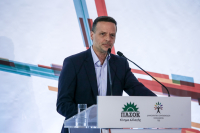 Σκληρή απάντηση Δούκα σε Μπακογιάννη: Συνεχίζει τον κατήφορο της παραπληροφόρησης