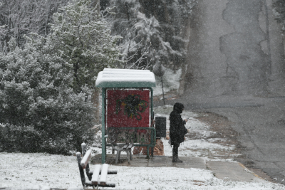 Έκτακτο δελτίο καιρού από την ΕΜΥ: Έρχονται χιόνια, καταιγίδες από την κακοκαιρία «Κάρμελ»