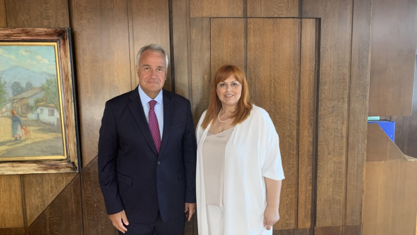 Ορκίστηκε η νέα Ειδική Γραμματέας για την Προστασία των Ζώων Συντροφιάς, Μαριάνθη Δημοπούλου