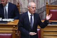 Πέθανε ο Νίκος Ταγαράς