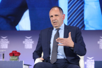 Φόρουμ Δελφών: Για αυτοδυναμία αλλά και «προγραμματικές συνεργασίες» μίλησε ο Γεραπετρίτης