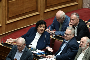 Βουλή: «Ναι» σε άρση ασυλίας της Ζωής Κωνσταντοπούλου - «Όχι» για την Λιάνα Κανέλλη