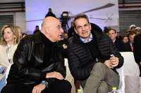 Οι εισηγήσεις στον Μητσοτάκη να υποβαθμίσει ή να διώξει τον Δένδια!