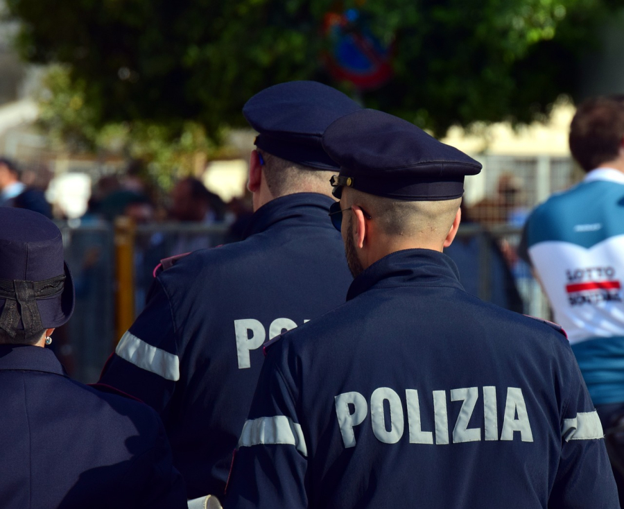 Τρόμος στην Ιταλία: Λεωφορείο έπεσε σε γκρεμό με 38 επιβάτες - Ένας νεκρός