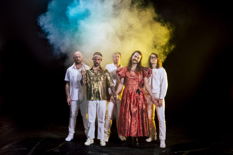 Οι IDLES έρχονται να κυριεύσουν την Πλατεία Νερού