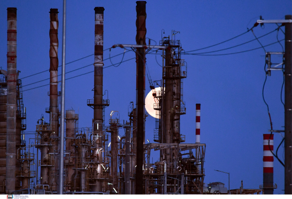 Motor Oil: Στο 65%-80% η παραγωγική δυνατότητα του διυλιστηρίου μετά την φωτιά