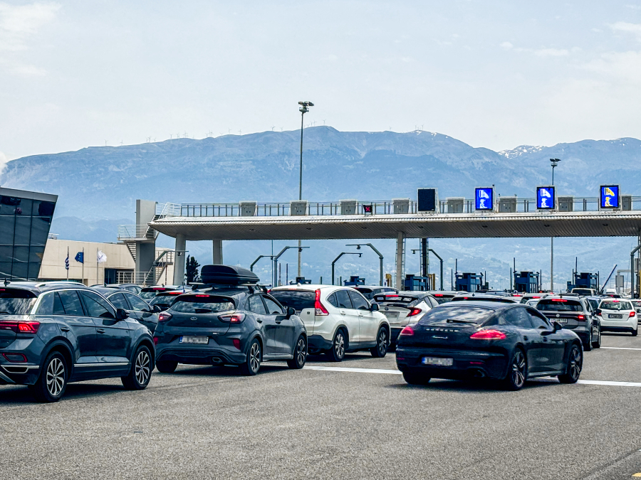 Ο «άγνωστος» Πέτερ Μάγιαρ που μικρός είχε αφίσα του Όρμπαν πάνω από το κρεβάτι του