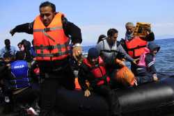 Μειωμένο ΦΠΑ έταξε ο Τσίπρας στα νησιά που σηκώνουν το «βάρος» του προσφυγικό