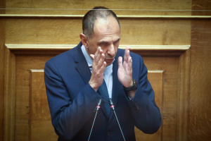 Παρακολουθήσεις: Ο Κοντολέων βάζει στο «κάδρο» τον Γεραπετρίτη, λέει ο ΣΥΡΙΖΑ