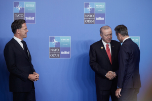 Διάλογο για τα ελληνοτουρκικά προτείνει ο Ερντογάν- Στο περιθώριο ο Μητσοτάκης