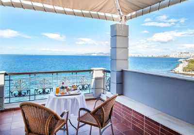 Αύξηση 6,1% της κίνησης σε ξενοδοχεία και κάμπινγκ το 2015