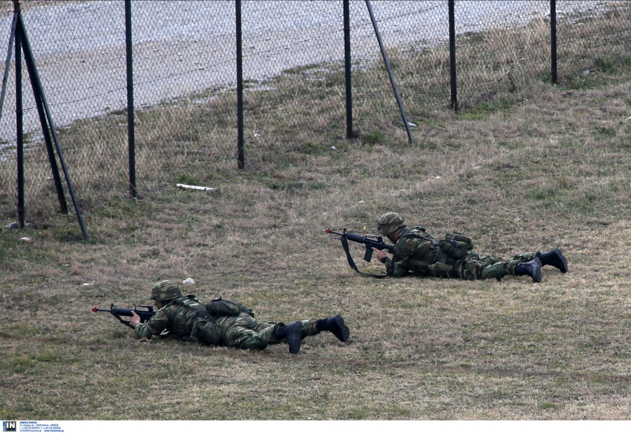 Έλληνες ελεύθεροι σκοπευτές κατέκτησαν πρώτη θέση σε στρατιωτικό διαγωνισμό με 18 χώρες (βίντεο)