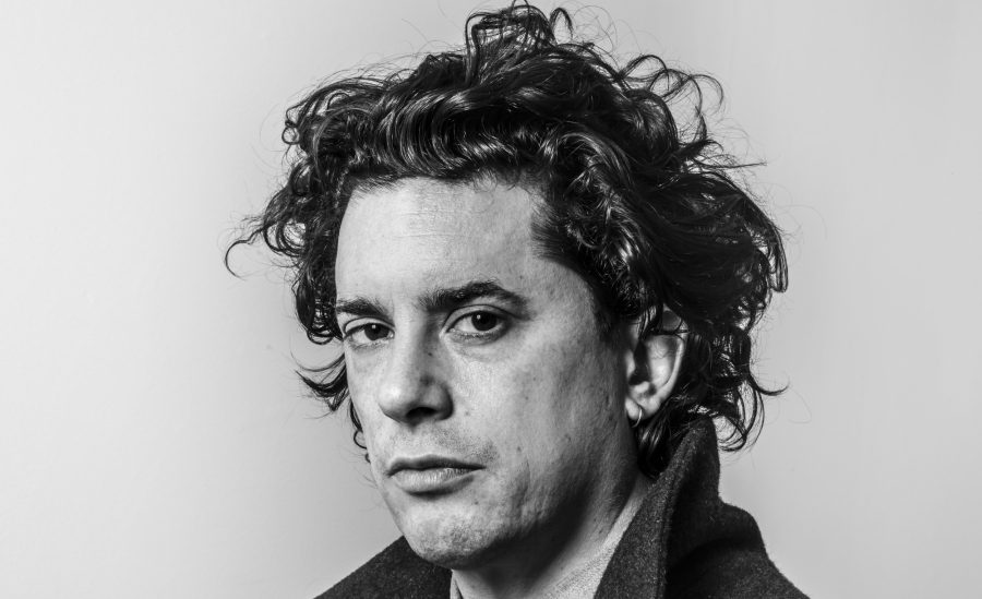 Benjamin Labatut: To «νέο παγκόσμιο λογοτεχνικό φαινόμενο» στην Κεντρική Σκηνή της Στέγης