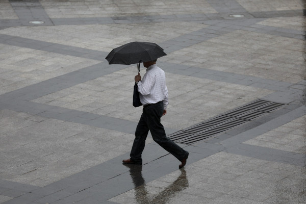 Καιρός: Συνεχίζεται η κακοκαιρία με βροχές και ισχυρούς ανέμους, ποιες περιοχές θα χτυπήσει