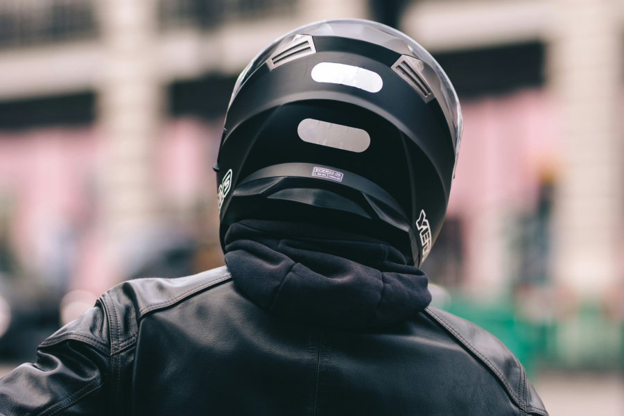 Νέος Κ.Ο.Κ: Πάνω από 3.000 παραβάσεις στη δεύερη εβδομάδα της εκστρατείας για το κράνος