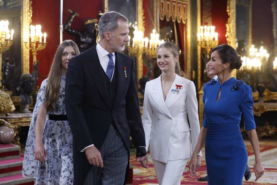 Εφιάλτης για το ισπανικό παλάτι - Ο λαός ζητά DNA τεστ από τις κόρες της βασίλισσας
