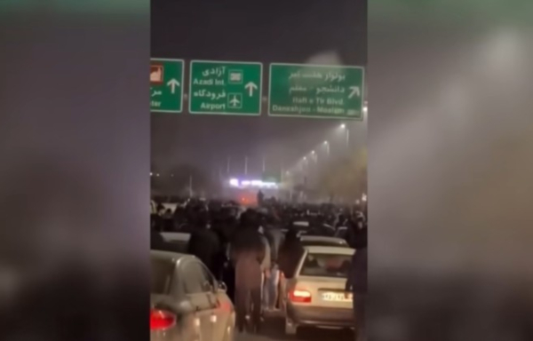 Ιράν σε ΗΠΑ μετά τις απειλές Τραμπ: Θα απαντήσουμε σε τυχόν επίθεση