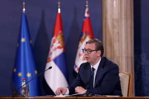 Σερβία: Σε πλήρη ετοιμότητα ο στρατός - Ο Βούτσιτς σήμανε πολεμικό συναγερμό για το Κόσοβο