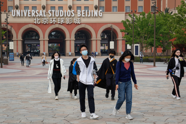 Κορονοϊός: Οι θολές εικόνες του νέου «ύπουλου» κύματος της πανδημίας και η γνώμη των ειδικών