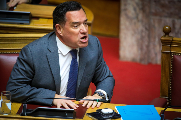 Ο Γεωργιάδης στοχοποιεί την Ευρωπαία Εισαγγελέα: «Εκβιάζει για την ανανέωση της θητείας της» - Η θητεία της έχει ανανεωθεί από τον Νοέμβριο