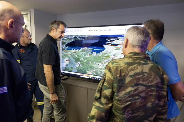 Τι φοβήθηκε ο Μητσοτάκης και δεν έστησε κάλπες το φθινόπωρο