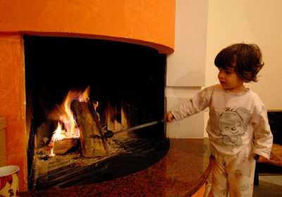 Συστάσεις για περιορισμό της χρήσης τζακιών σήμερα και αύριο