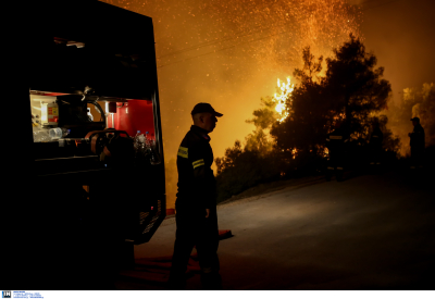 Ρέθυμνο: Νέες εκκενώσεις χωριών στον Άγιο Βασίλειο - Mάχη με τη φωτιά δίνουν πυροσβέστες