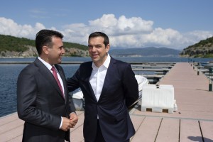 Ξένος τύπος για συμφωνία: Tέλος στη διένεξη Αθήνας και ΠΓΔΜ - Ξεκινάει μαραθώνιος για τον Ζάεφ