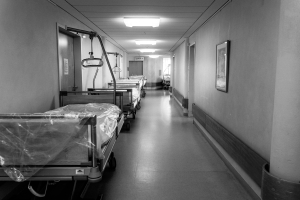 «Πέρασα 11 χρόνια με χημειοθεραπείες για έναν καρκίνο που δεν είχα ποτέ»