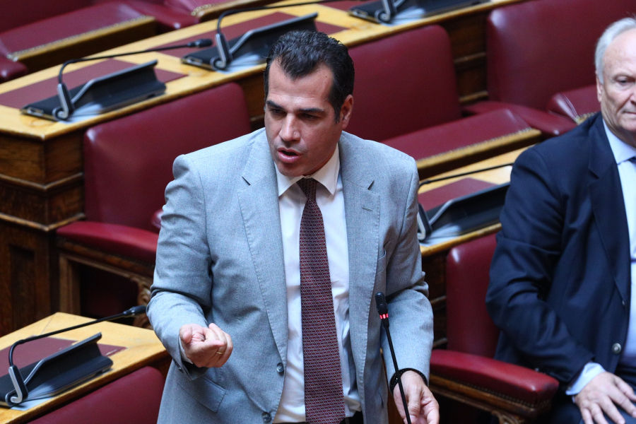 Γιατί ο Θάνος Πλεύρης δεν φέρνει στη Βουλή την τροπολογία για τους... «μπάτσους»;